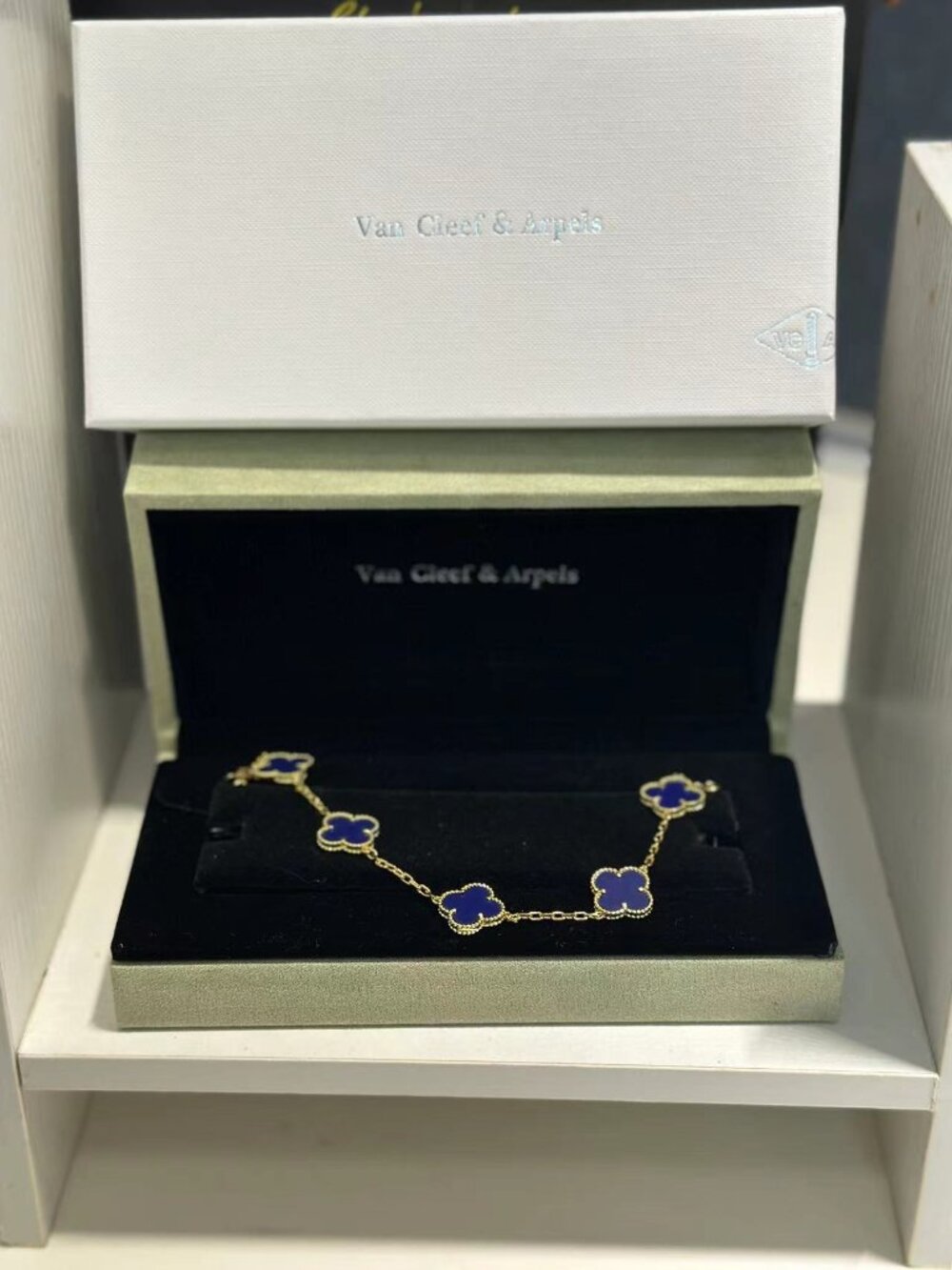 Authentic Van Cleef & Arpels Vintage Alhambra Bracelet #270-003-862-8495